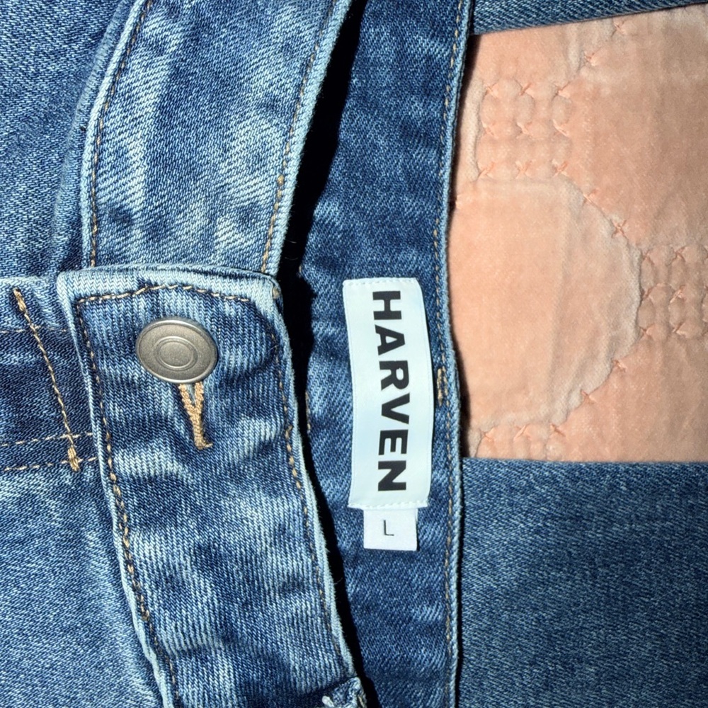 Harven High-Rise Straight Jeans in Medium Blue